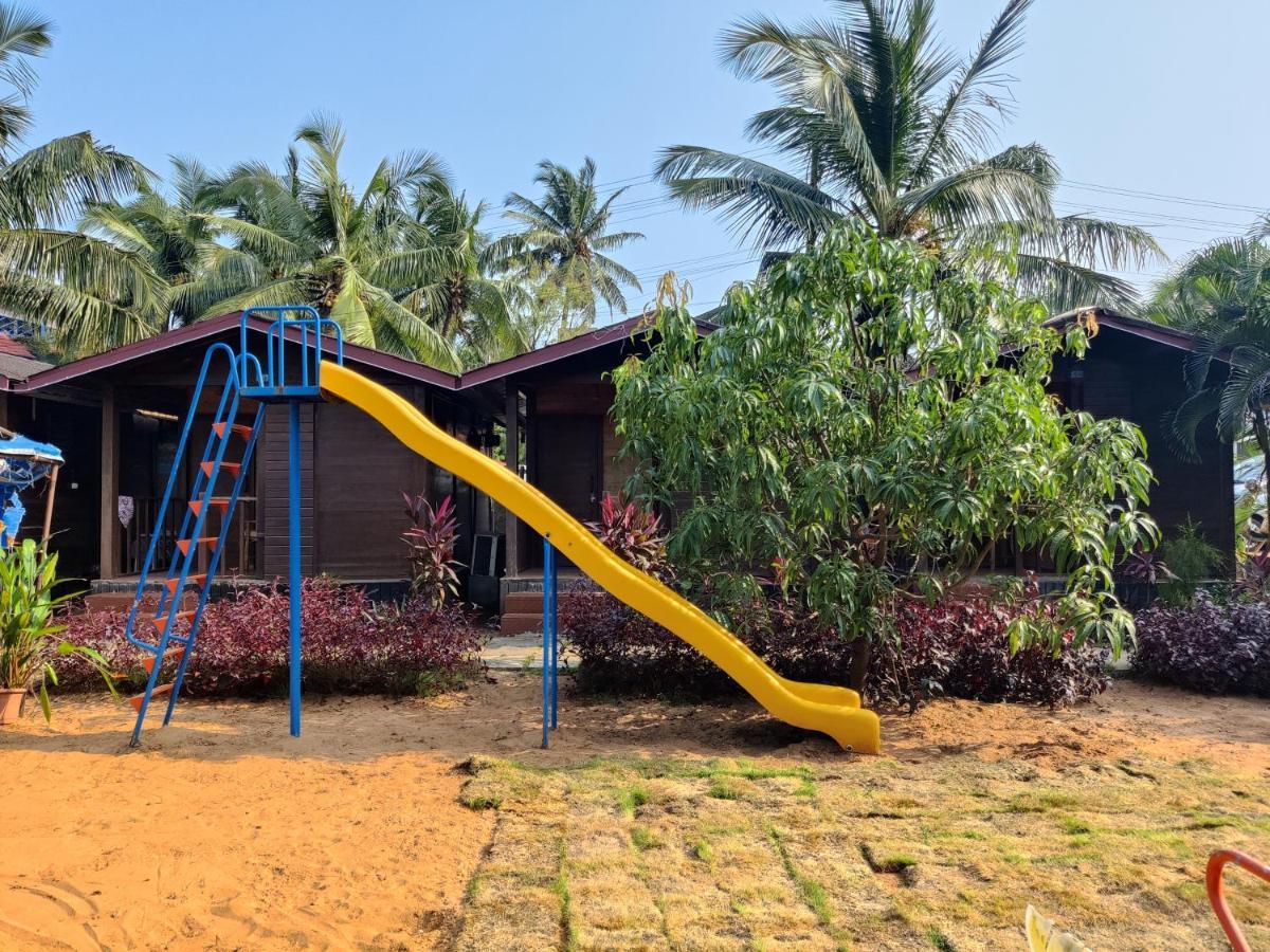 Beach Cottages - Pousada Donaciana Baga Exterior foto